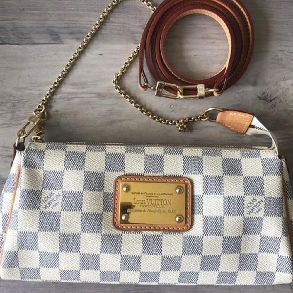 Louis Vuitton Eva Clutch(Other purse never sold)